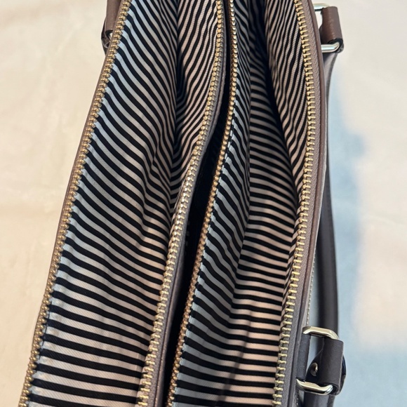 Kate Spade Tote - Picture 7 of 10